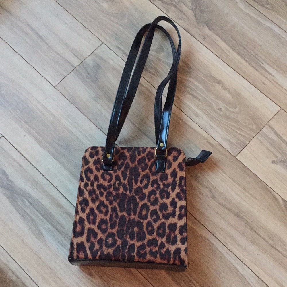 NEW 1990s vegan animal print shoulder bag carryall